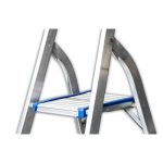 ⁦سلم الومنيوم ميتافورم منزلي طراز كومفي 7 درجات الطول من 1.50م الى 2.27م METAFORM⁩ - الصورة ⁦2⁩