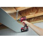 ⁦شنبور فك وربط بطارية ميلوكي 1/4 بوصه 18 فولت 2 امبير دقاق ميلوكي MILWAUKEE M18BID-202C⁩ - الصورة ⁦3⁩