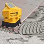 ⁦ميزان ليزر ستابيلا 2 خط 15 متر ليزر أحمر لل ارضيات الماني STABILA FLS90⁩ - الصورة ⁦2⁩