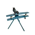 تنايه مواسير هيدروليك بحامل ثلاثى من 1/2 الي 2 بوصه  ZUPPER