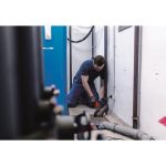 ⁦مقص مواسير بلاستيك مقاس حتى 63 مم ألماني ROTHENBERGER⁩ - الصورة ⁦3⁩