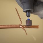 ⁦شريط و ظرف صنفره 13مم حبيبات 60 دريميل  DERMEL⁩ - الصورة ⁦2⁩