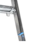 ⁦سلم الومنيوم ميتافورم طراز 33 ثلاث وصلات منزلق متعدد الاستخدام(9 درجة طول 2.90م - 18 درجة طول 4.80م - 27 درجة طول 6.40م) METAFORM⁩ - الصورة ⁦5⁩